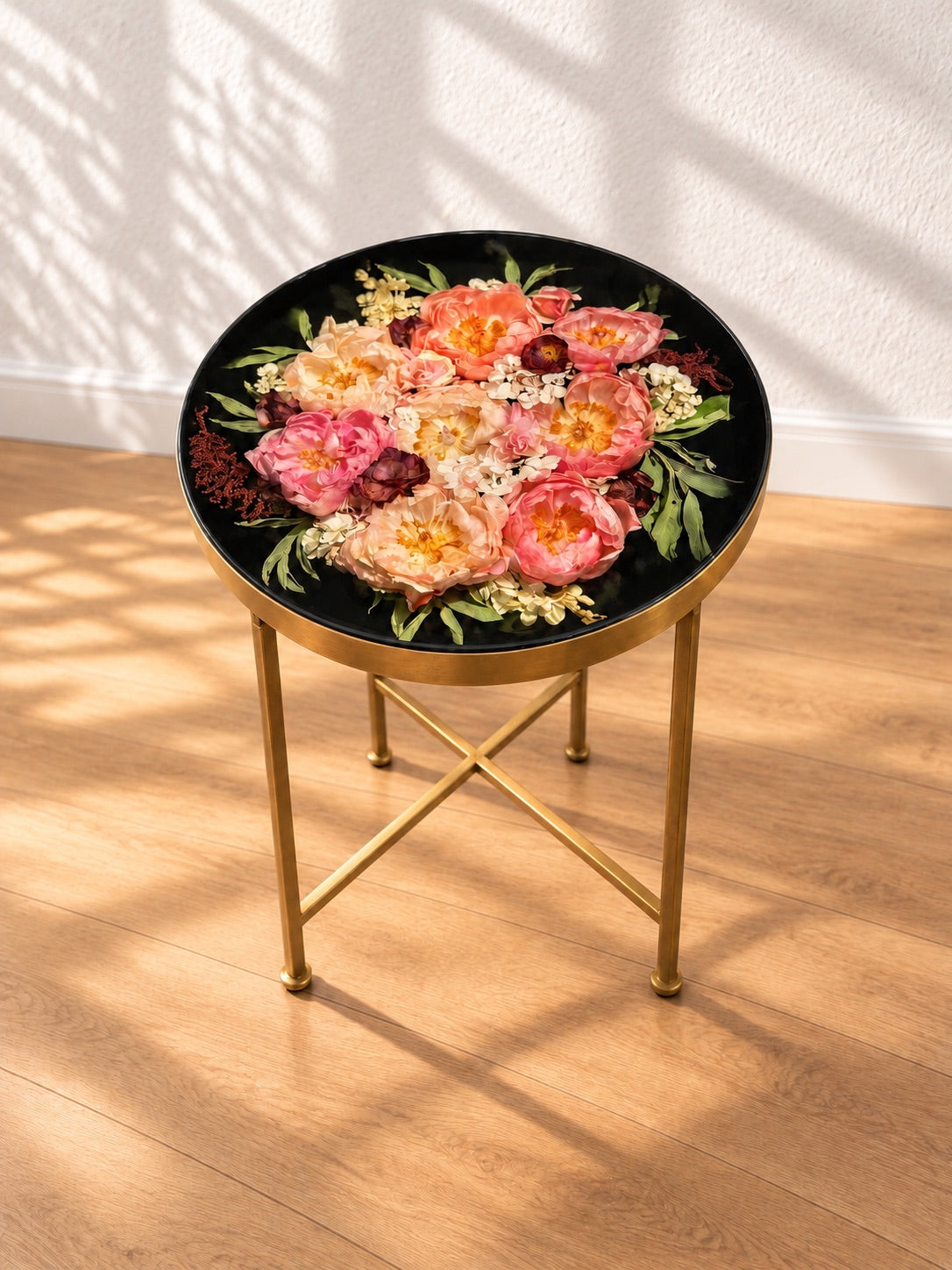 Circle Side Table (Metal Base)